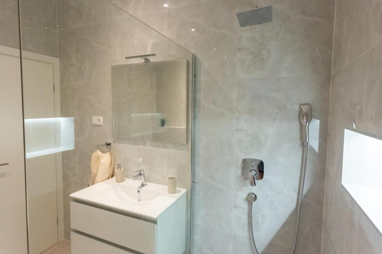 הוילה Klis Secluded House - Guaranteed Privacy - Heated Pool מראה חיצוני תמונה